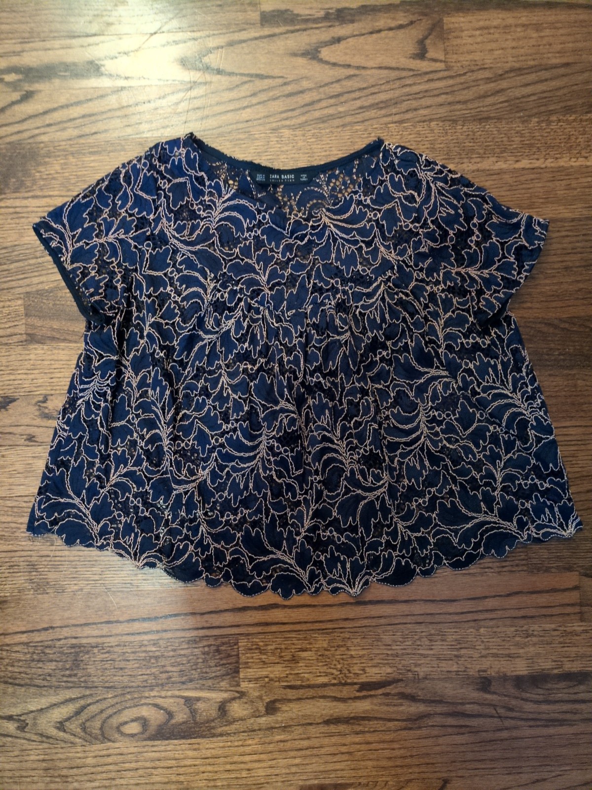 Zara Basic Collection Two-Tone Lace Top Navy Blue Size Medium Stylish