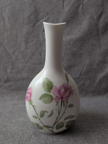 Vtg Mikasa Bud Vase A7719 June Rose Flowers Bone China Narumi Japan Bud Vase 8”