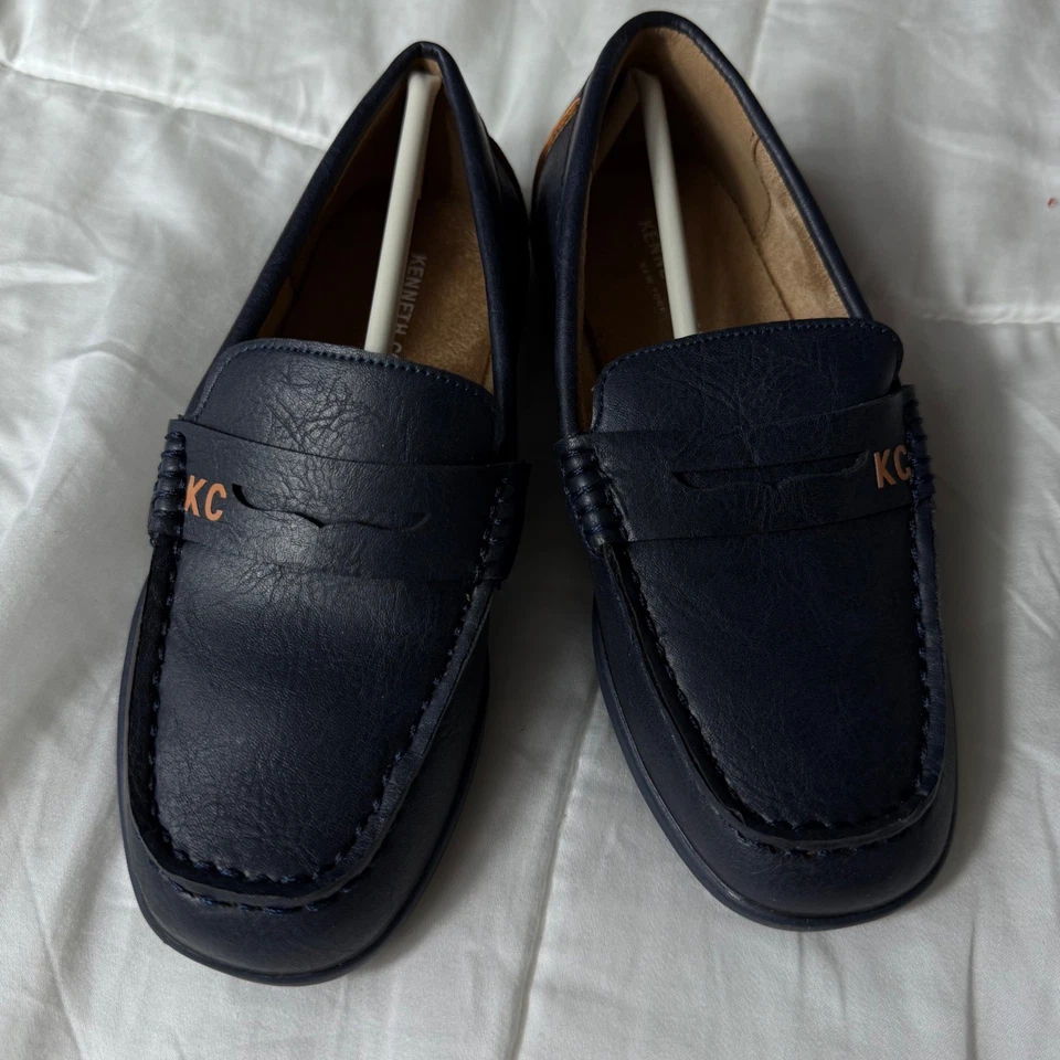 Nuevo en caja Mocasines Kenneth Cole New York Jason Penny Azul Marino Niños Talla 11 Foto 2 de 4