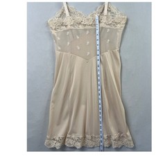 MANCYFIT Demi-slip pour femme avec bordure en dentelle Longueur genou