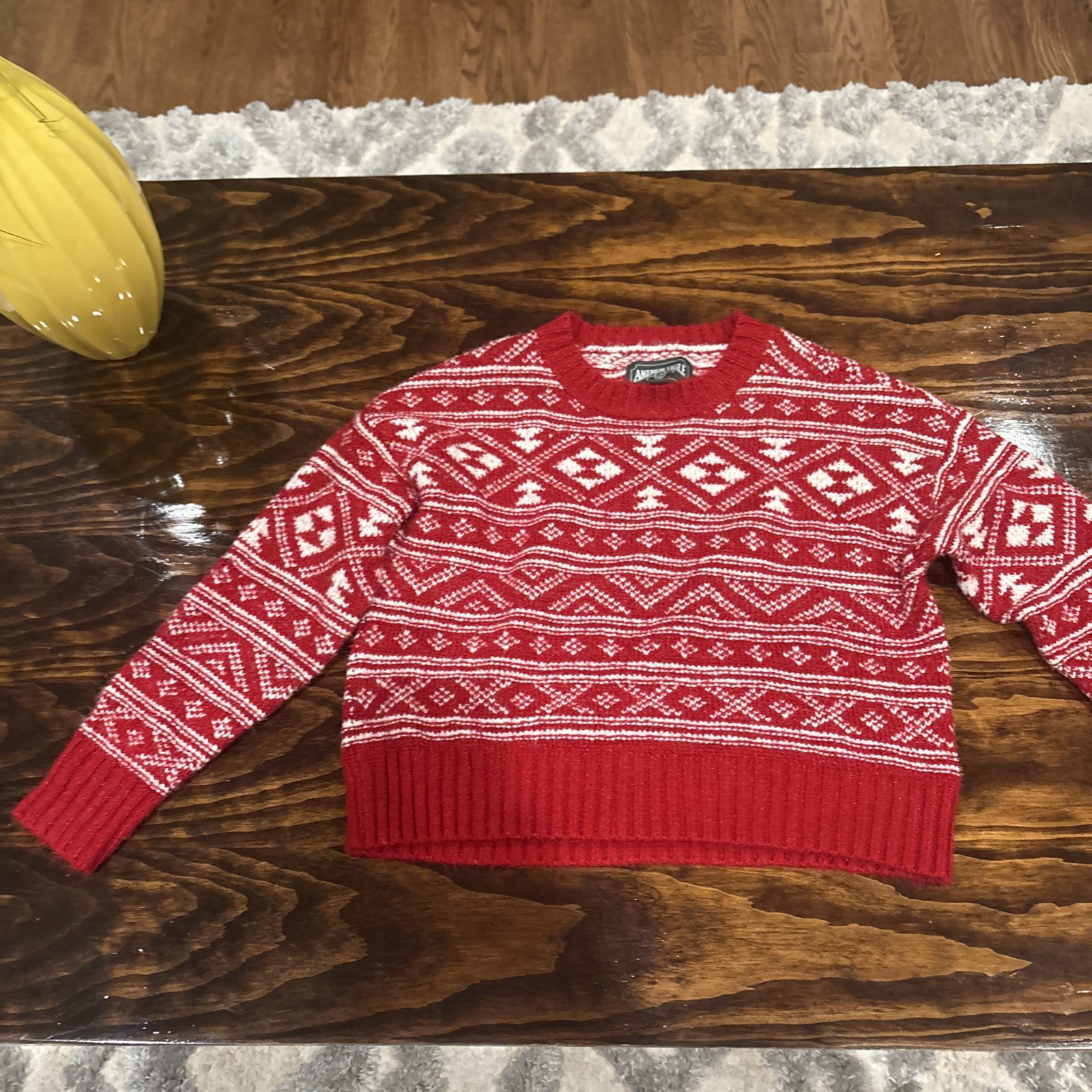 American Eagle Womens Fair Isle Pullover Crop Sweater Size Small Red White