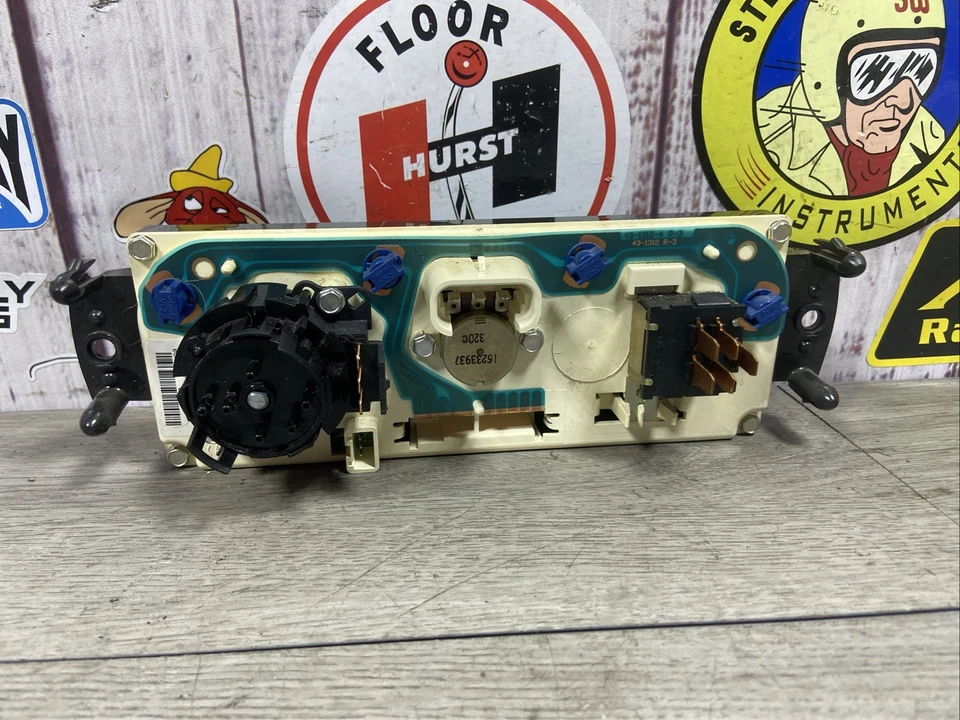 GMC Sonoma S10 2000 control de clima Foto 3 de 4