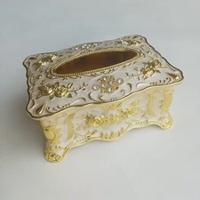 Used Fancy Facial tissue holder box  Gold colour 195mmx 130mmx89mm Very Good