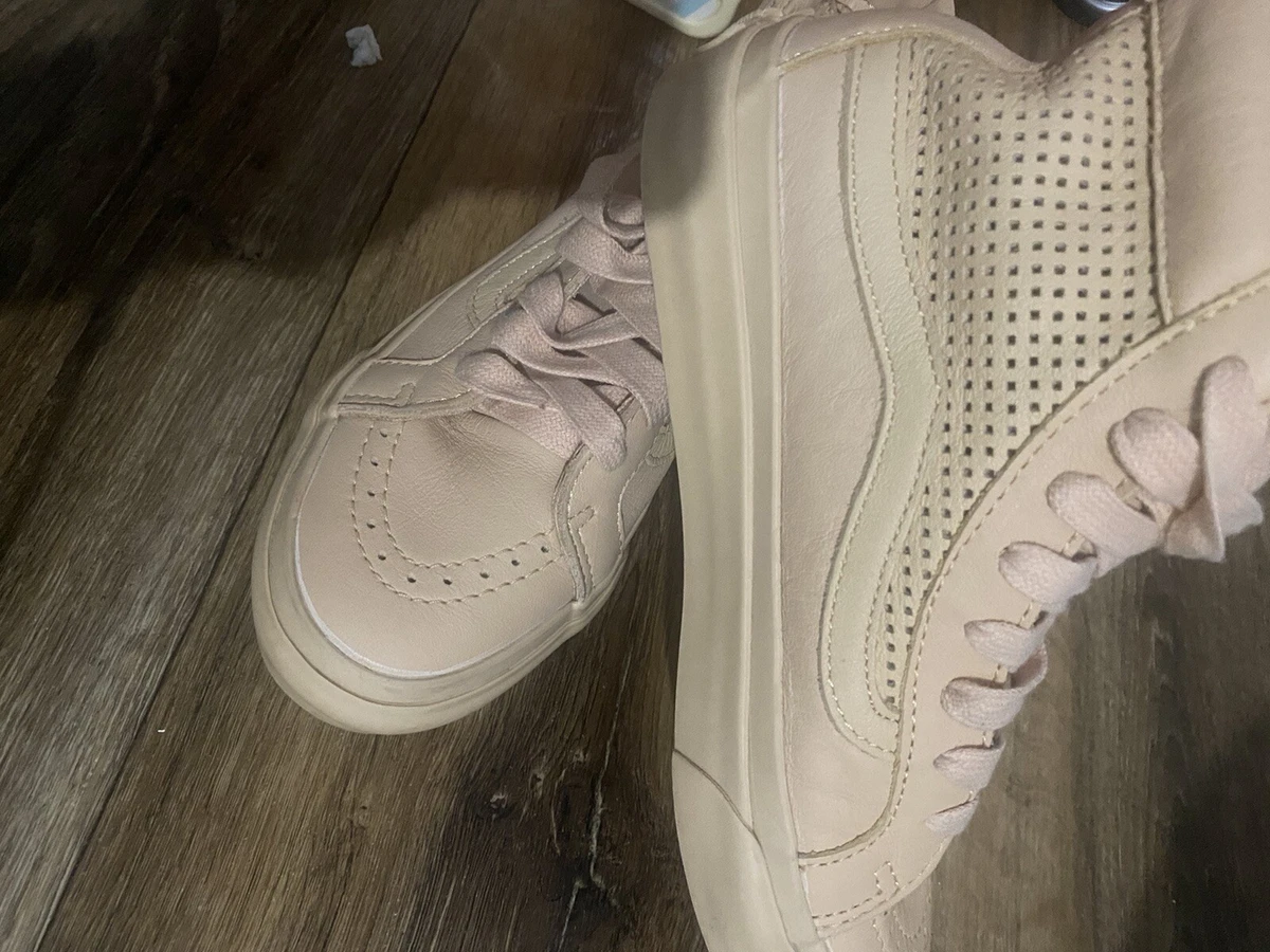 Nude colour outlet vans