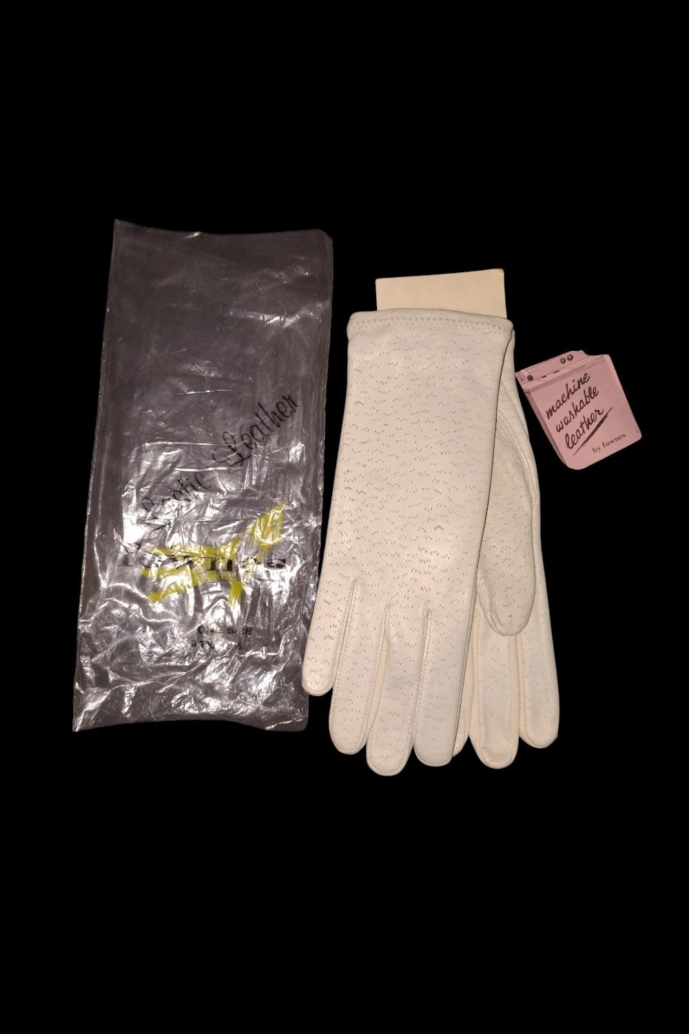 Vintage Fownes White Machine Washable Leather Gloves Lightweight 7.5-8.5 NWT