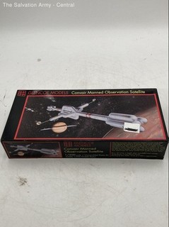 Glencoe Models Convair Manned Observation Satellite Yellow Plastic Model Kit
