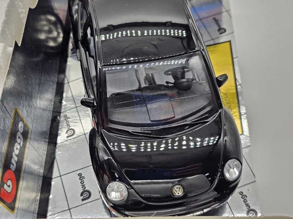 Volkswagen New Beetle 1998 Nero 1:18 Burago In Box - Immagine 3 di 4