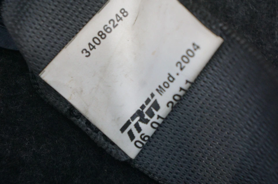 Retractor de cinturón de seguridad trasero izquierdo OEM 72117266086 Rolls Royce Ghost Series I 2009-14 Foto 2 de 4