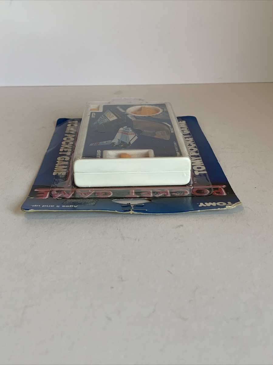 TOMY POCKET GAME SPACE SHUTTLE STATION 1980's Rare Toy New TOMY POCKET GAME SPACE SHUTTLE STATION 1980's Rare Toy New