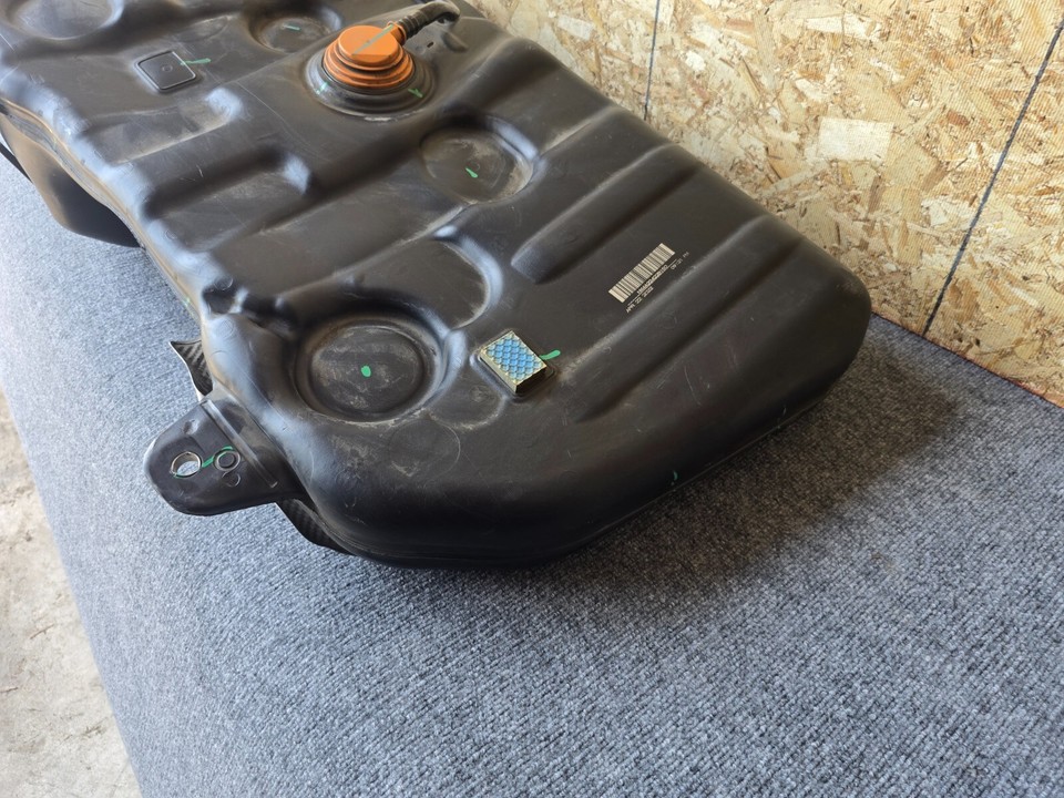 Tucson Gas Tank Sizenull