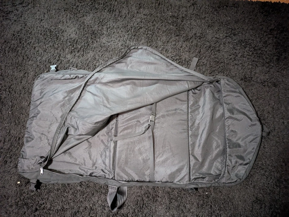 Eagle Creek Equipo de Viaje Carga Traje de Viajes Bolso de Ropa Negro Mochila Correas Foto 4 de 4