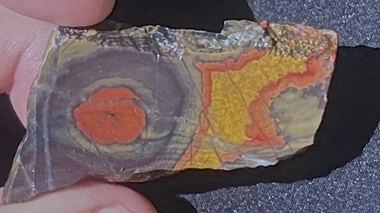 COSMIC MORGAN HILL POPPY JASPER BRIGHT STRANGE SLAB TRIM 8.4 GRAMS 42.3 CARATS