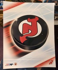 New Jersey Devils Licensed 8x10 Team Logo Photo