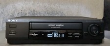 SONY SLV-E230 VHS VIDEO RECORDER WITH REMOTE CONTROL