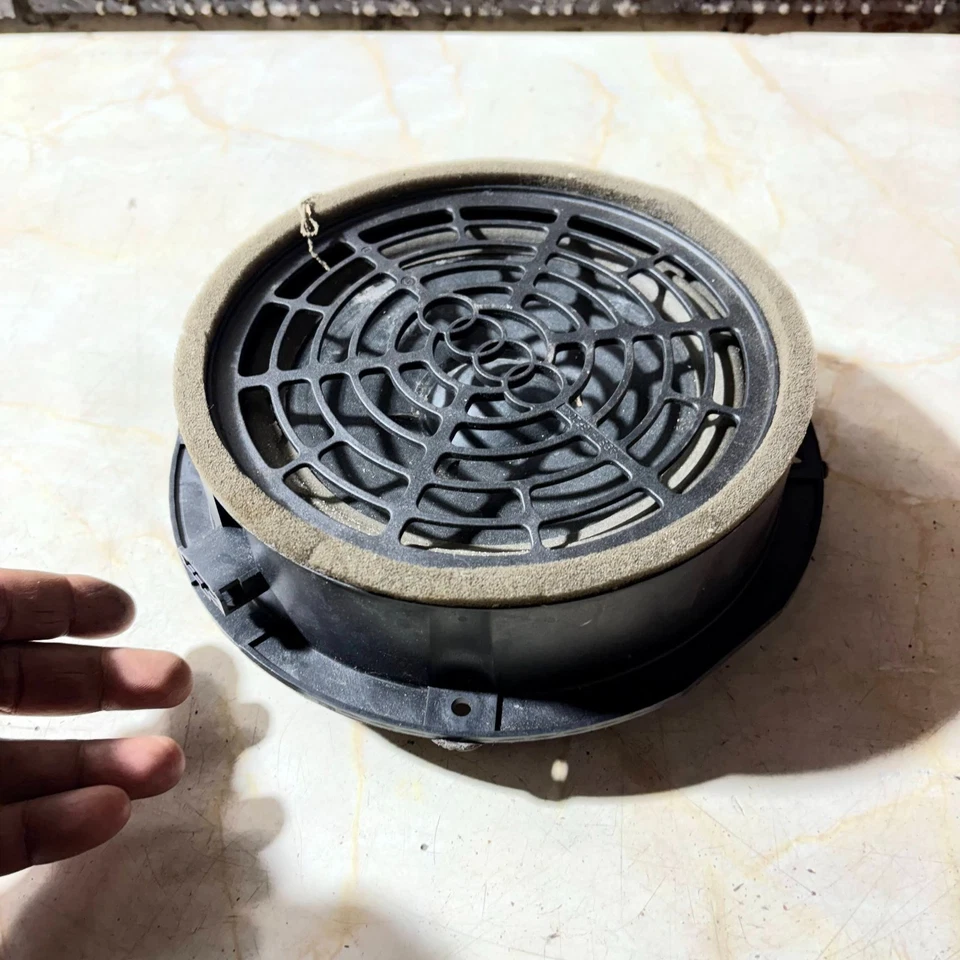 Audi A4 2009 Right Front Door Speaker 02003868 Genuine OEM - Image 3 of 4