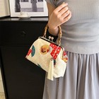 Foto 9 di 14