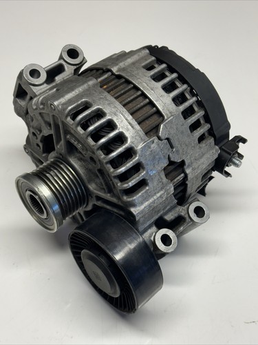 BMW 1er 3er 5er X5 Motor N43  Lichtmaschine Generator 180A  7550469   0121715017