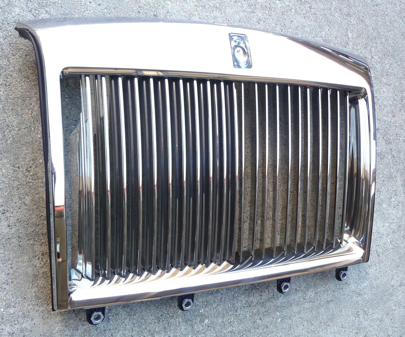 19-23 Rolls Royce Phantom RR11 RR12 Front Main Grille Calendar 51117428641 OE