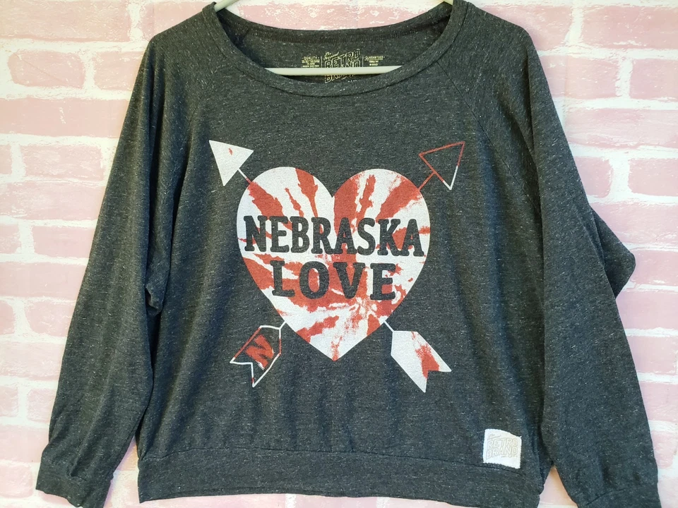 🔥 Nebraska Cornhuskers Retro Brand Gray Crop Sweatshirt Women's XL Loose - Image 2 of 4