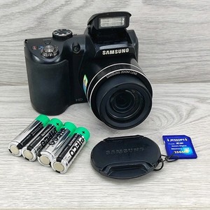 Samsung WB100 Digital Bridge Camera 16.2MP 26x Zoom & Batterys + SD Card