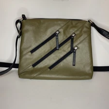 ili New York Crossbody Purse Olive Green Genuine Leather Dark Academia Fall Punk