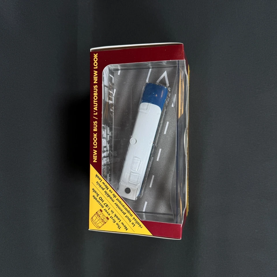 Raro Tren Rapido New Look Autobús Transit Greyhound 1:87 701083 Exclusivo NUEVO Foto 2 de 4