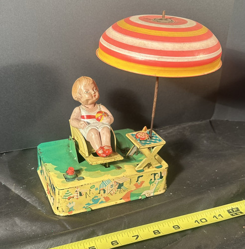 HAPPY LIFE DAY AT THE BEACH CELLULOID & TIN WIND UP TOY JAPAN 1930s WORKS