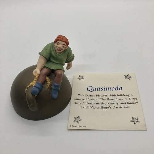 Hunchback of Notre Dame Thimble Figurine Disney Magic Thimble Collection 3” - Picture 10 of 11