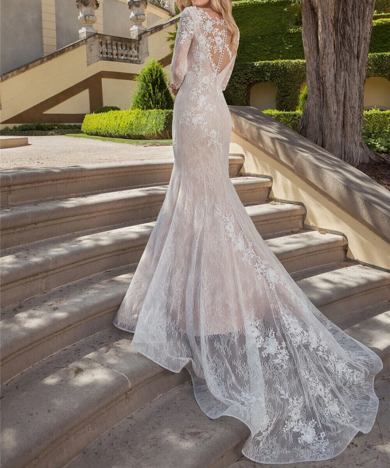 Elegant Scoop Neck 3/4 Sleeves Appliques Button Back Lace Mermaid Wedding Dress - Image 2 of 4