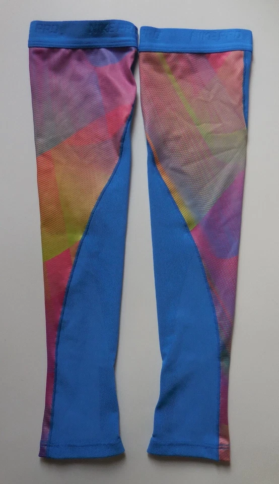 Nike Pro Printed Perf Arm Sleeves Women Lt Photo Blue/White/Multicolor XS/S - Image 2 of 4