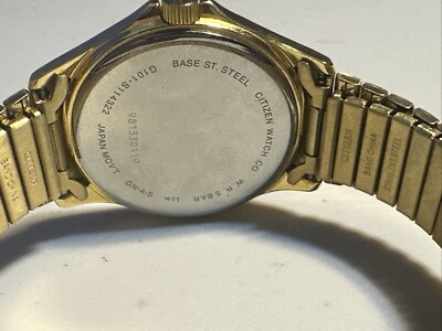 Citizen Mens Watch G101-S114322 Quartz Gold Dial Day Date