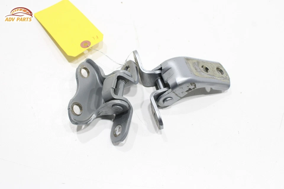 2022-2024 TOYOTA COROLLA CRUZ PUERTA DELANTERA IZQUIERDA BISAGRA SUPERIOR E INFERIOR OEM -JUEGO- Foto 2 de 4