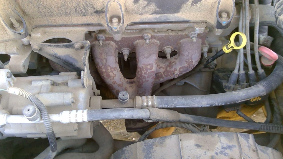 1999 2000 Saturn Sl2 conjunto de coletor de escape fabricante de equipamento original 1,9l Dohc At - Imagem 3 de 4