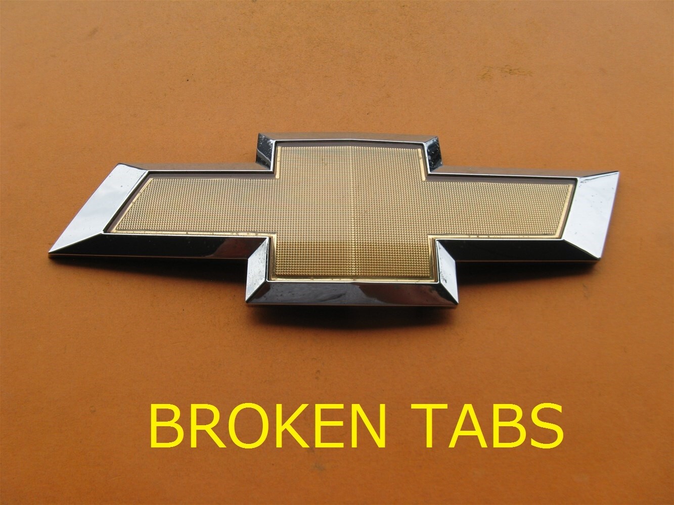 11 12 13 14 CHEVROLET CRUZE FRONT GRILLE BOW TIE EMBLEM LOGO BADGE SIGN A38447