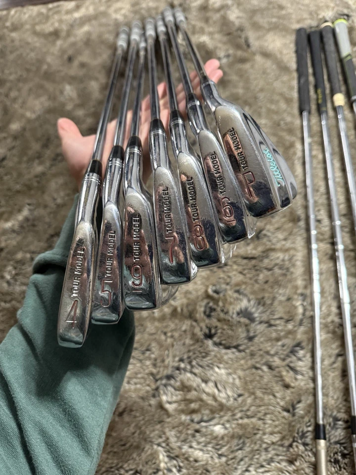 Titelist Tour Model Irons 4-P - Image 2 of 4