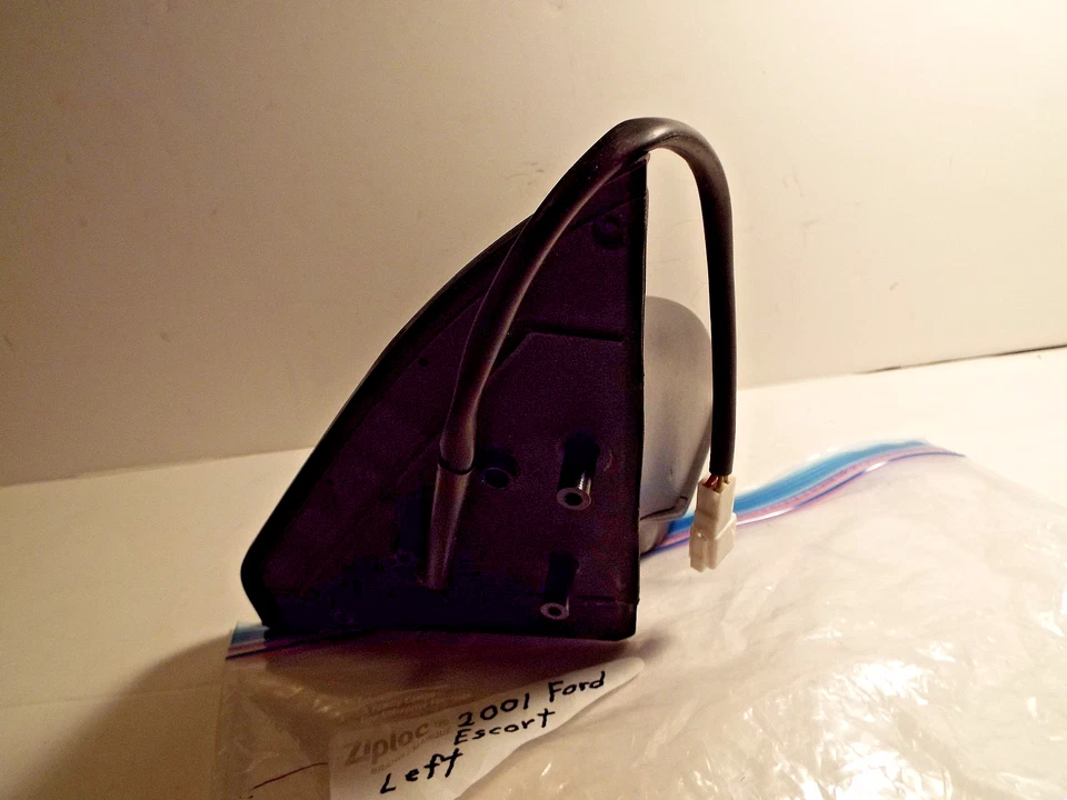 2001 Ford Escort Left Door Mirror. Foto 3 de 3