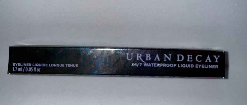 Urban Decay ~ Razor Sharp 长效眼线液 ~ 左轮手枪 ~ 0.05 盎司 ~ 全新 — 第 2/4 张图片
