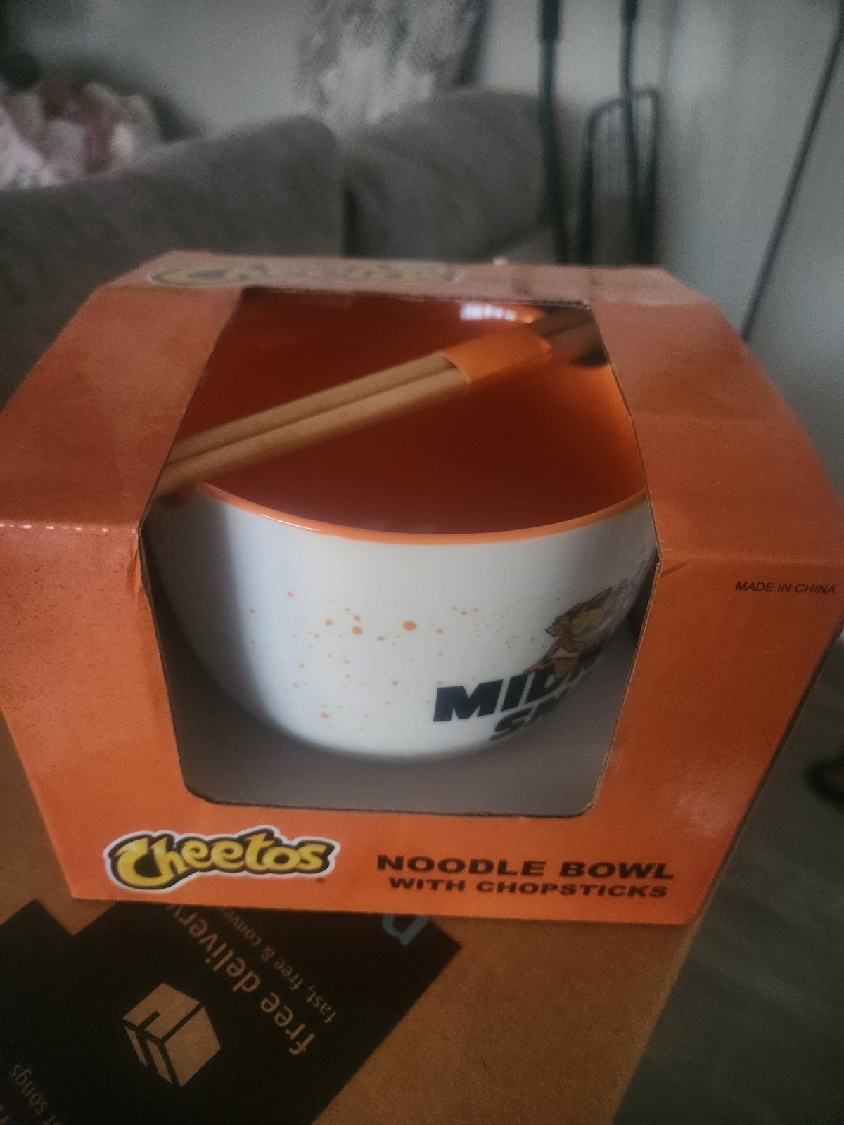 Cheetos "Midnight Snack" Ramen Fideos Cuenco con Palillos Chester Cheeto Único