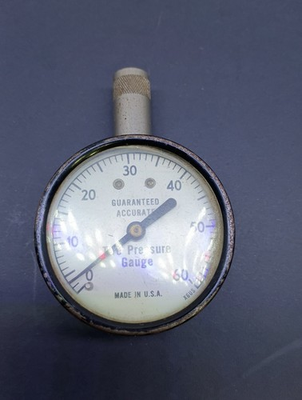 #ad Vintage USA Tire Pressure Gauge 0 60 Metal $15.00