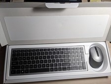 Dell KM7120W Multi-Device Wireless Keyboard  Mouse Combo Great Condition