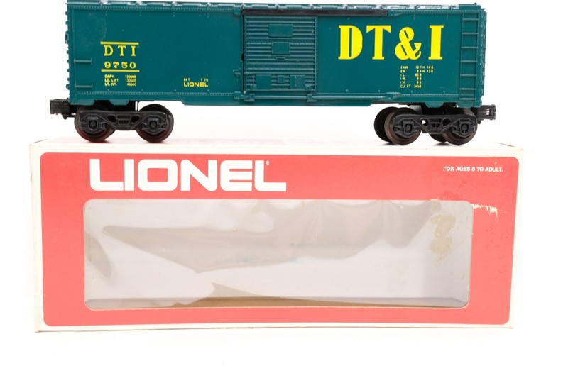 Lionel 6-9750 Detroit, Toledo & Ironton Railroad, DT&I. Box Car