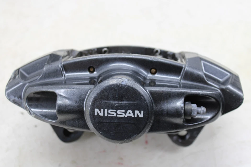 2009-2020 Nissan 370z Akebono Brake Caliper Set OEM MF44 - Image 2 of 4