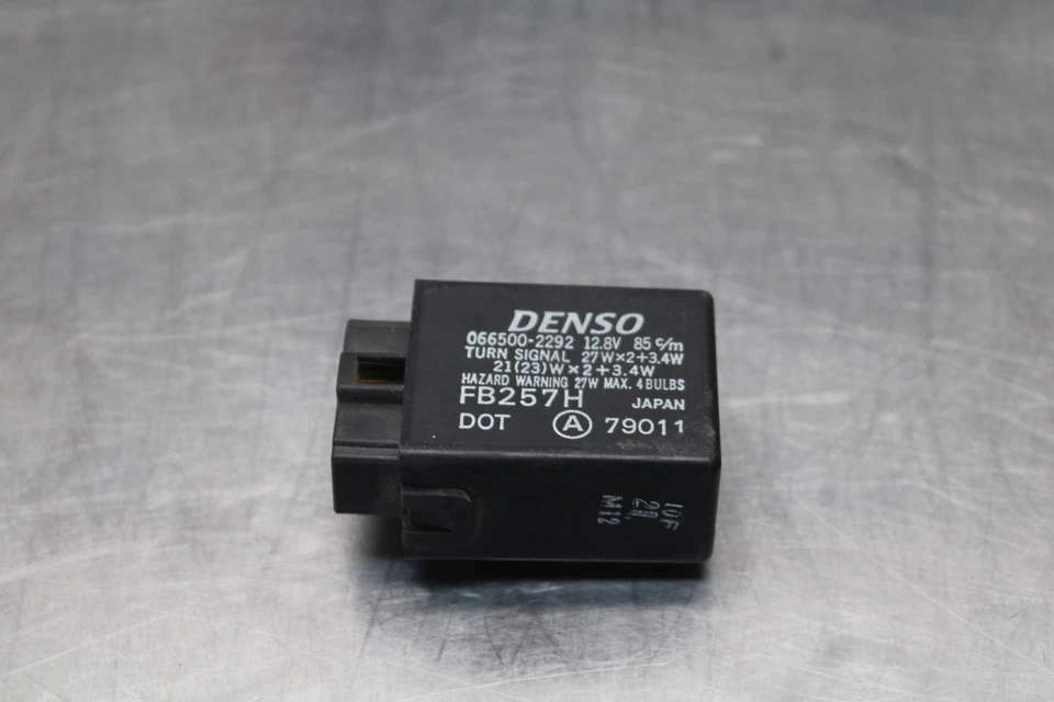 93-07 YAMAHA VMAX 1200 TURN SIGNAL BLINKER RELAY FLASHER SWITCH BB197 - Image 2 of 4