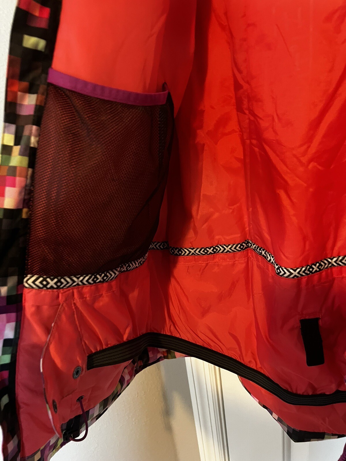 Burton Dryride Women&rsquo;s Size Medium Hooded Snowboarding Ski Winter Jacket 