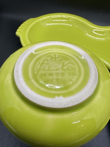 Vintage Fiesta Ware Bright Lime Green Base, Creamer & Lid Only (No Sugar Bowl) - Imagen 9 de 15