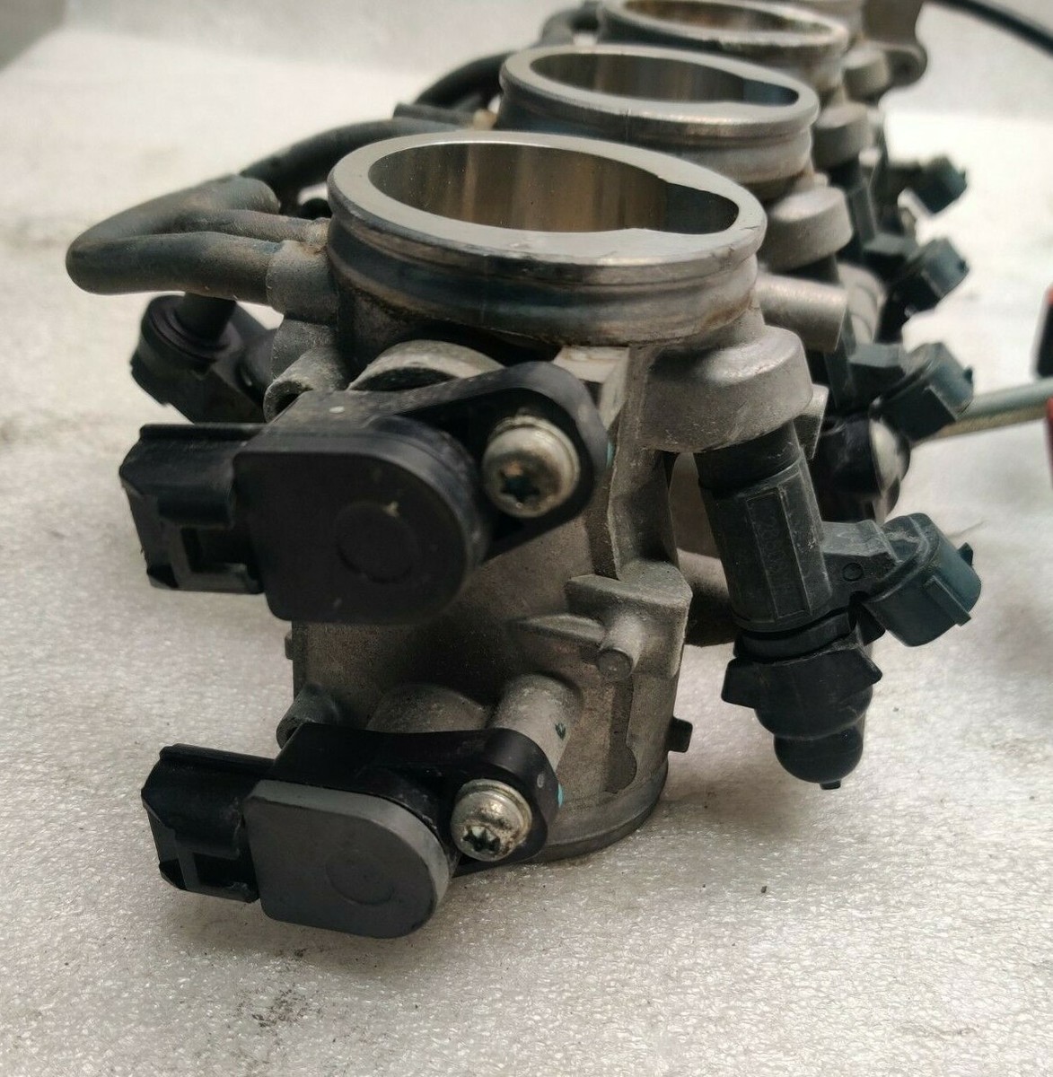 ドリケツ 2003 Kawasaki Ninja ZX12R Throttle bodies and injectors