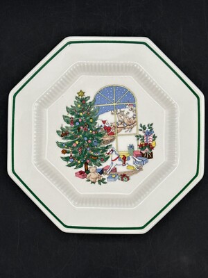 Nikko Christmastime 8.25'' Octagonal Accent Salad Plate Discontinued Japan Holida