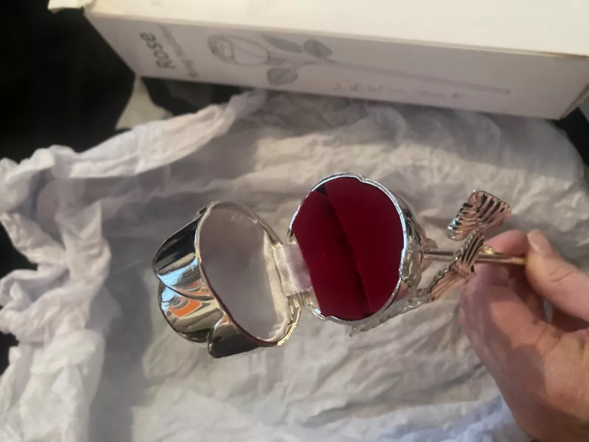 Silver rose ring best sale holder