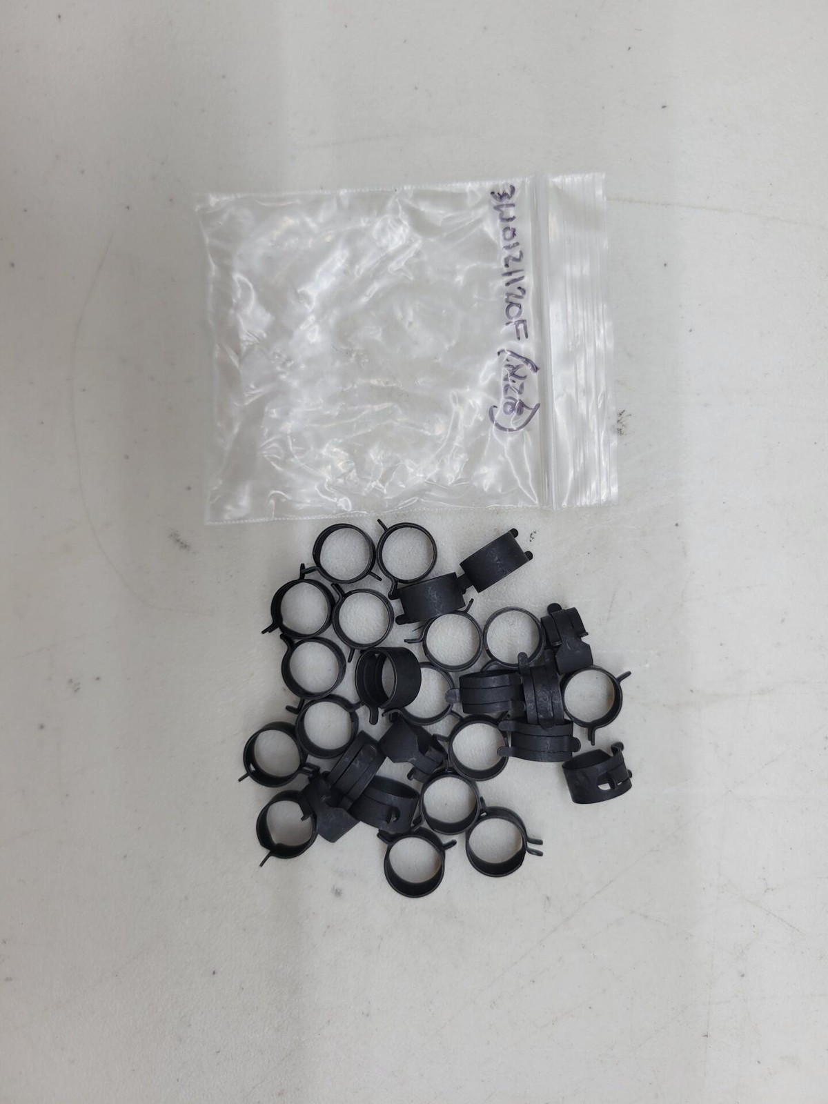 Rolls Royce & Bentley SPRING BAND CLAMP 3W0121120F 28 pcs