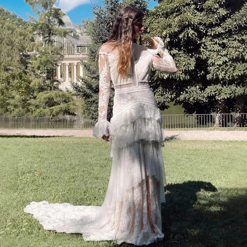 Champagne A-Line Wedding Dresses O-Neck Long Sleeves Layered Ruffles Bridal Gown - Image 4 of 4